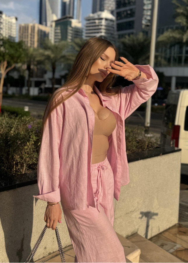 Лляний костюм жіночий рожевий — оверсайз сорочка і широкі штани